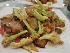菜花炒猪颈肉-九大簋家宴(晓港湾店)