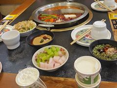 -沸炉重庆老火锅(军事博物馆店)