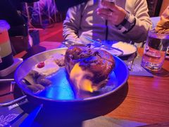 自酿啤酒脆皮烤猪肘-Ambra Haus琥珀屋精酿餐厅(宝山店)