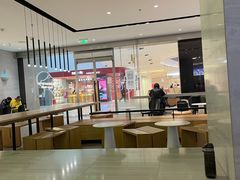-喜茶(杭州滨江宝龙店)