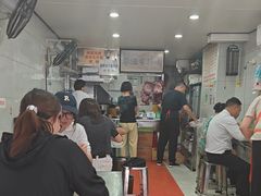 -花溪牛肉粉(八鸽岩店)