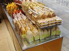 -罗森尼娜(德思勤店)