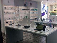 -荣耀授权专卖店(黄浦浙江中路店)