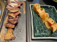 -铭牛烧肉·和牛海鲜自助(高新月牙湖店)