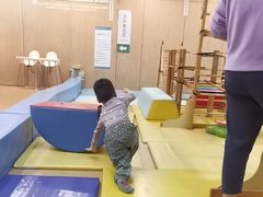 -亲亲袋鼠托育早教·思维专注力·棕熊英语(鼓楼恒力城店)