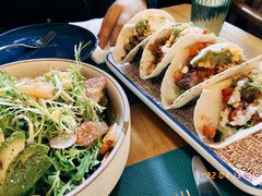 牛油果虾仁沙拉-HFFOUSA TACO弗萨塔可墨西哥餐厅(颐堤港店)