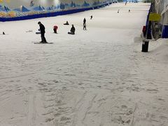 -乔波室内滑雪场