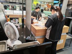 -LOHO眼镜(九亭金地广场店)