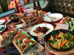 -Famous肥猫墨西哥音乐餐吧(五棵松华熙LIVE店)