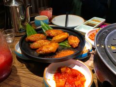 -明洞阿姨·韩式酱蟹烤肉·创意料理(三元桥店)