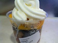 -三佰瑞冻酸奶(凯德MALL店)