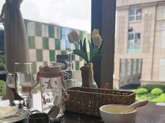 -卡普里披萨·牛扒·下午茶