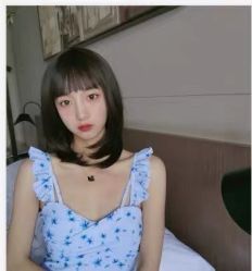 -时尚殿堂明星门店