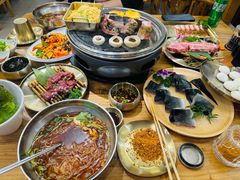 -青瓦餐厅·生鱼片·韩园烤肉(西塔店)