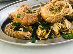 -红月湾海鲜饭店•沙滩海景(双月湾店)