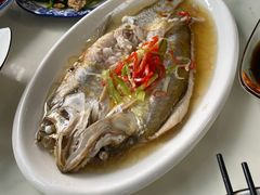 -七的湖·晚芳亭·阳澄湖农家菜·大闸蟹(莲花岛店)