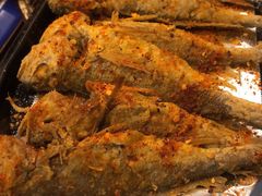 干炸黄花鱼-老东镇啤酒屋海鲜加工·蒸汽海鲜·海鲜烧烤(台东店)