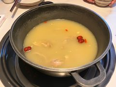 -汤宴·参须肚包鸡(南京路店)