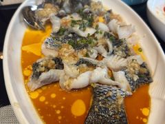 清蒸鲈鱼-白云湖畔酒店-湖畔餐厅