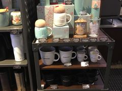 -星巴克臻选(深圳龙华红山天虹店)
