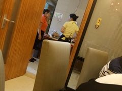 -川流不息·地道川菜·小龙虾(新松江路店)