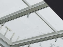 -UNI UNI(环亚凯瑟琳店)