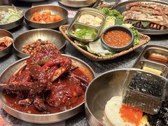 -草家酱蟹炭火烤肉店(珲春南路二店)