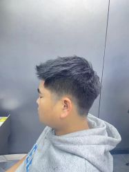 -米可造型烫发染发