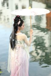 -一揽芳华汉服旗袍体验馆(拙政园店)