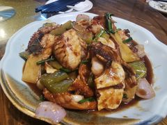 一鱼三食（豆腐鱼头汤，凉瓜焖骨腩，炒鱼片）-三泉湾侨文化主题餐厅