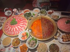 番茄鸳鸯太极锅-小龙坎火锅(全球总店)