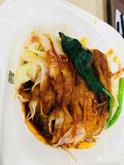 魏家凉皮面皮图片 - 第1张