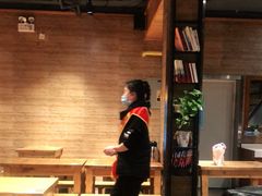 -管氏翅吧(护国寺店)