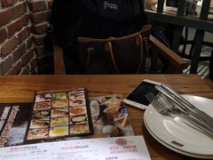 -意国小镇披萨牛排餐厅(新玛特店)