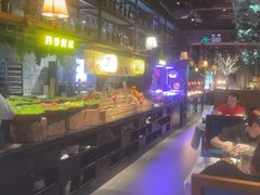 -领鲜活海鲜榴莲自助火锅(东门店)