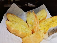 蒜香黄油法包-秀·爱尔兰餐吧(上海路店)