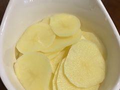土豆片-·缸桶屋·韩式牛肋条自助烤肉(西湖D11店)