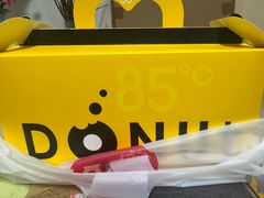 -85度C(生甜甜圈研究工坊·上海局门店)