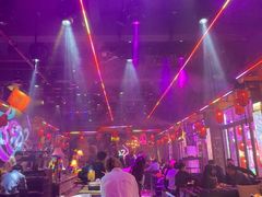 -喜鹊音乐酒馆(西街店)