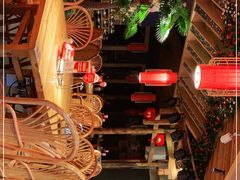 -野山舂·贵州现舂酸汤火锅(鸿通城店)