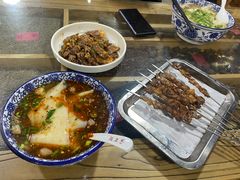-陇上全荟兰州传统牛肉面(延吉路店)