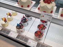 -花花卷卷·鲜食蛋糕(静安久光百货店)