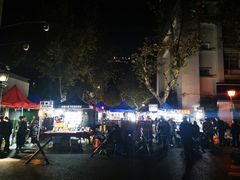 -吴山路夜市