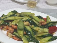-辉记虾塘海鲜农庄