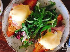 -ROAST coffee & eatery