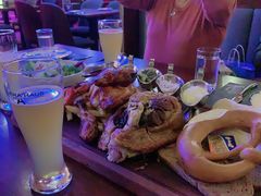 -Ambra Haus琥珀屋精酿餐厅(宝山店)