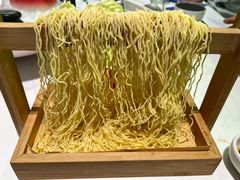 -洪氏嗨捞·广东猪肚鸡·椰子鸡火锅(西咸万象城店)