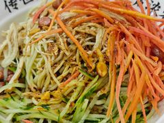 -牛一嘴·兰州牛肉面·大盘鸡(财富中心店)