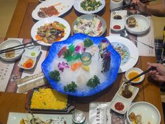 -青瓦餐厅·生鱼片·韩园烤肉(西塔店)