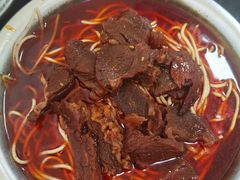 -薛记襄阳香辣牛肉面(平安路店)